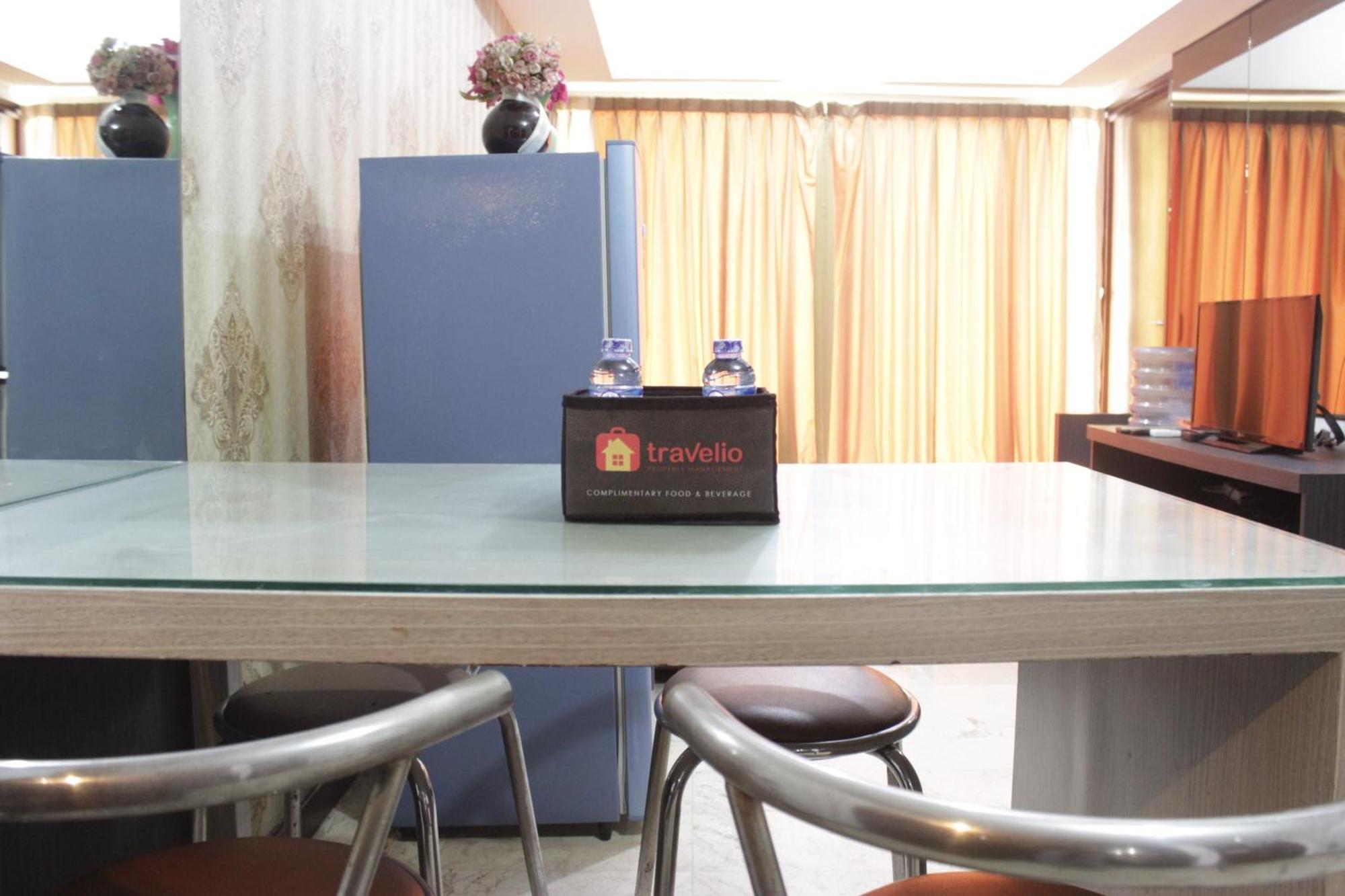 Deluxe & Comfy 2br At Braga Walk By Travelio Apartemen *