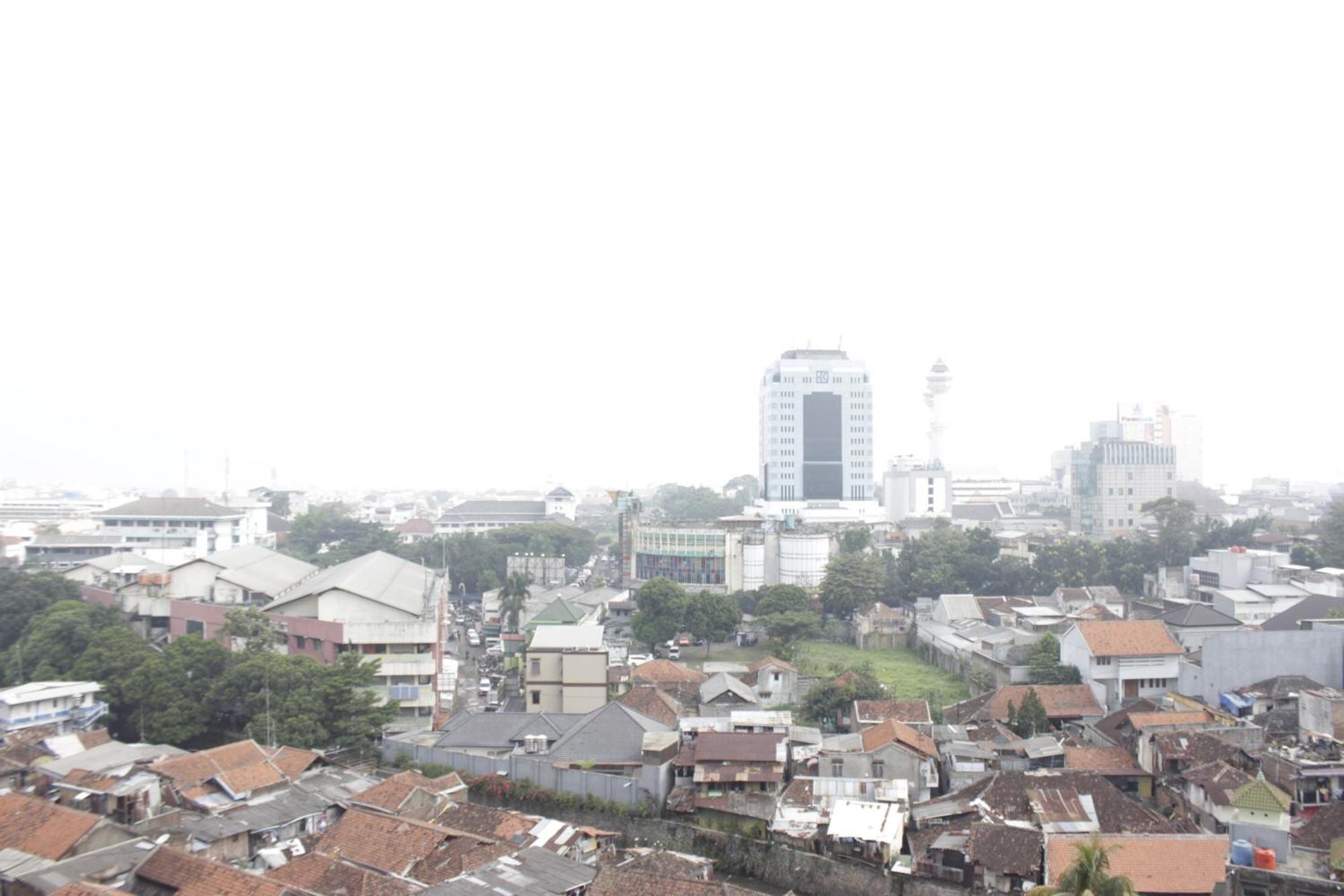 Apartemen Deluxe & Comfy 2br At Braga Walk By Travelio *